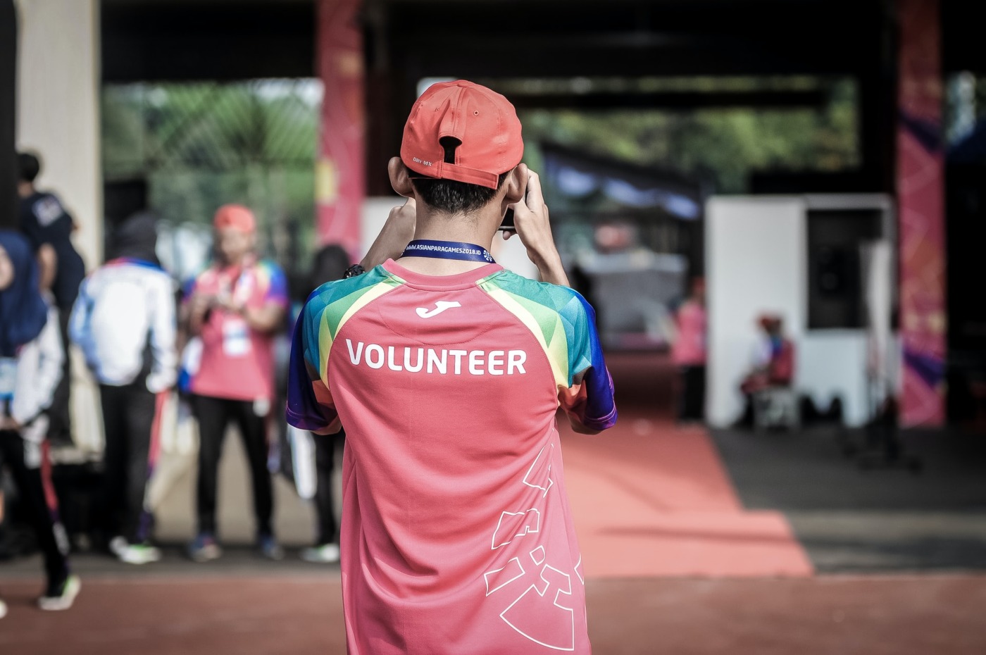 Person wearing a volunteer t shirt